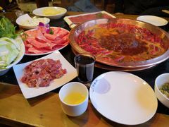 -宽巷子成都火锅(南站店)