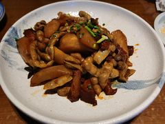 红烧肉炖黄金勾-95号酱骨·一块豆腐(展春园西路店)