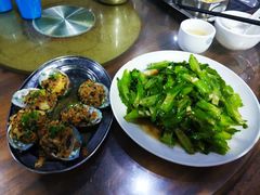 -庄姐川味海鲜B栋2排2号(万人海鲜广场火车头店)