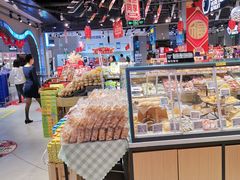 面包甜点陈列柜-盒马鲜生(皇庭广场店)