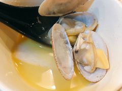 -鲜入围煮花胶鸡海鲜火锅