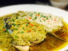 酱椒蒸鱼头配手工面-雀蓝川菜(奥体广场店)