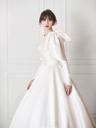-MANLI BRIDAL婚纱