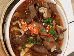 手剪香菇肥肠-贤合庄卤味火锅(安吉万达店)