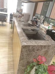 -Mentor Hair Salon