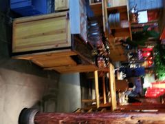 -野山舂·贵州现舂酸汤火锅(鸿通城店)