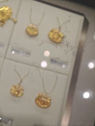 -周大福CHOW TAI FOOK(宝山苏宁易购店)