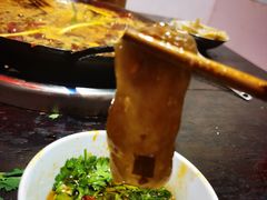 -四小区火锅·巷子里的重庆火锅(花照壁店)
