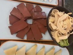 -麻田会 ·鲜活现烹·牛蛙火锅(珠江新城维家思广场店)
