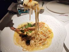 -弦月窗LUNETTE BY AMANDA(复兴路店)