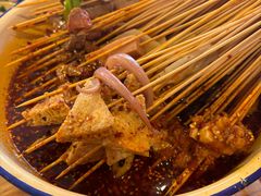 -拈签一笑黄牛肉辣卤串串