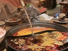 -旧街市鲜货老火锅(大光路店)