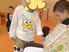 -小门牙好性格托育(北外滩中心)