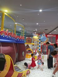-Qmiss家庭娱乐中心(恒隆广场店)