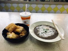 -户部巷小吃(中商徐东平价广场店)