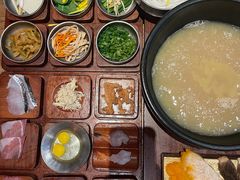 -银米·云南传统过桥米线(双廊黑金冠店)