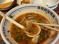 -鑫花溪牛肉米粉(东环大润发店)