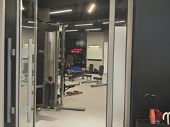 -超级猩猩健身·私教(上海体育场店)