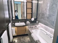 -国际青年会议酒店