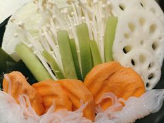 -三江源活鱼现烤(维多利摩尔城店)