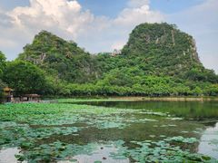 -星湖旅游景区七星岩