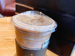 -星巴克臻选(济南万达店)