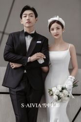 -雪中彩影婚纱摄影·微光艺术中心