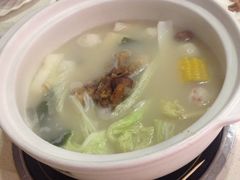 -泉福居酱骨头自助广场(南大街商业步行街店)