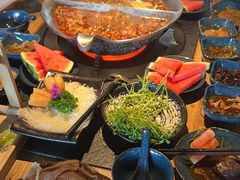 -湊湊火锅·茶憩(南京东路悦荟店)