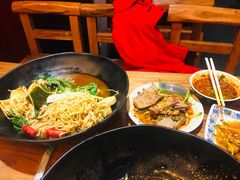-万记麻辣烫国展总店