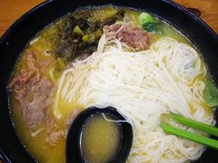 -志权牛肉面(灵山路店)