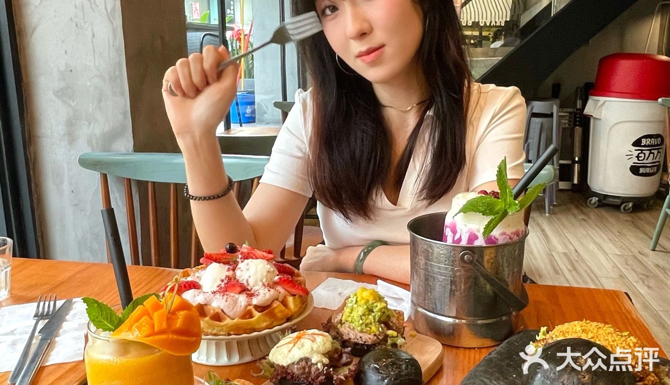 沙坡尾最好吃的汉堡我又来啦！[加油]