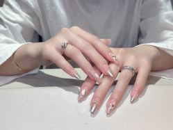 -沫儿·美甲美睫·半永久·皮肤管理