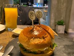 -HIGH FIVE哈福手工汉堡(桂林路店)