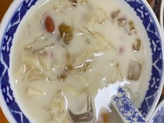 椰奶炖桃胶-韵姐牛奶甜品世家