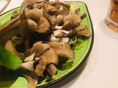 菌-一叶一世界·素食餐厅(锦华万达店)