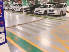-凯德Mall新都心-停车场