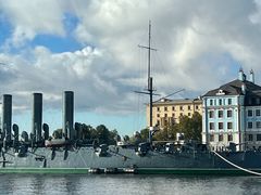 -阿芙乐尔号巡洋舰