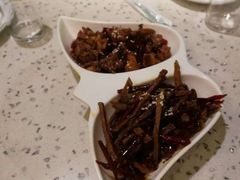 -兔行天下-鸿鹤鲜锅兔(中海国际店)