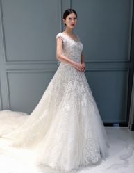 点击看大图 -GRACE KELLY婚纱与礼服(北京店)