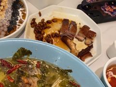 -姚姚酸菜鱼·金戈戈香港豉油鸡(喜荟城联名店)