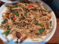 -唐师傅湘西名菜馆(武陵路店)