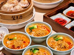 -成隆行·蟹王府(淮海店)