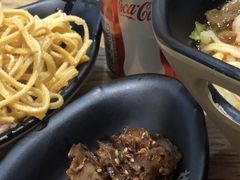 -桂在香知桂林米粉(红博中央公园店)
