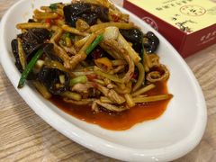-江城燕子大排档(江汉路步行街店)