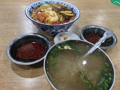 -清真老铁家灌汤包