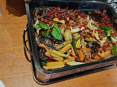 -干老庆贵州留一手烤鱼·地摊火锅(财经大学店)