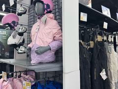 -迪卡侬(西三旗店)