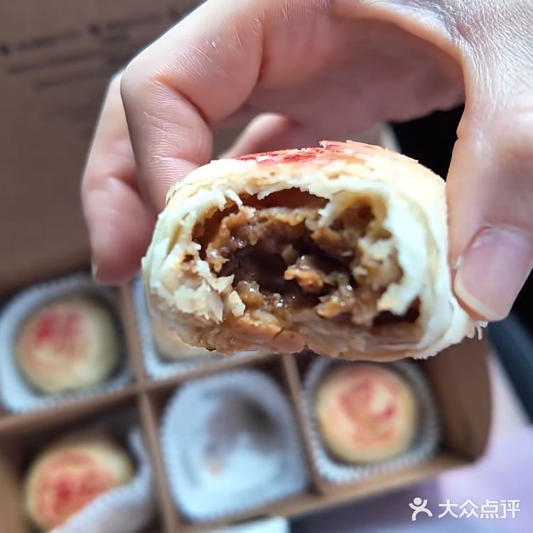 新荣记｜鲜肉月饼果然贵的有道理