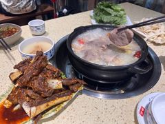 -九寨沟特色牦牛肉汤锅